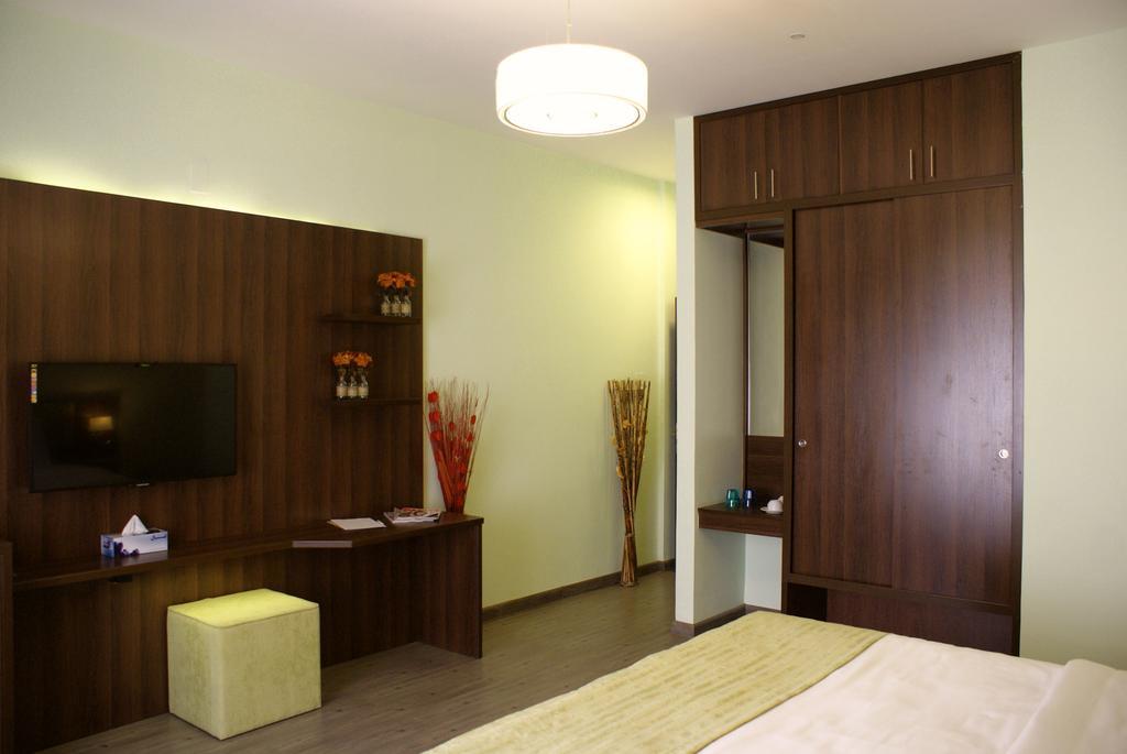 Weekend Hotel & Apartments Muscat Bilik gambar