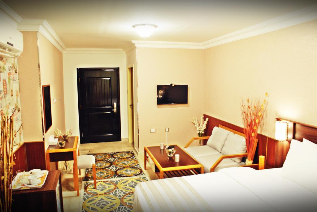 Weekend Hotel & Apartments Muscat Luaran gambar