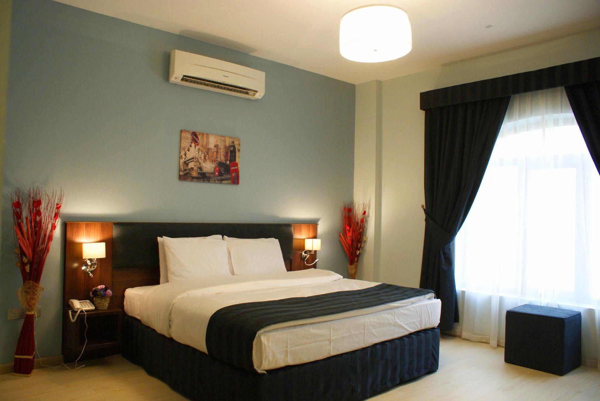 Weekend Hotel & Apartments Muscat Luaran gambar