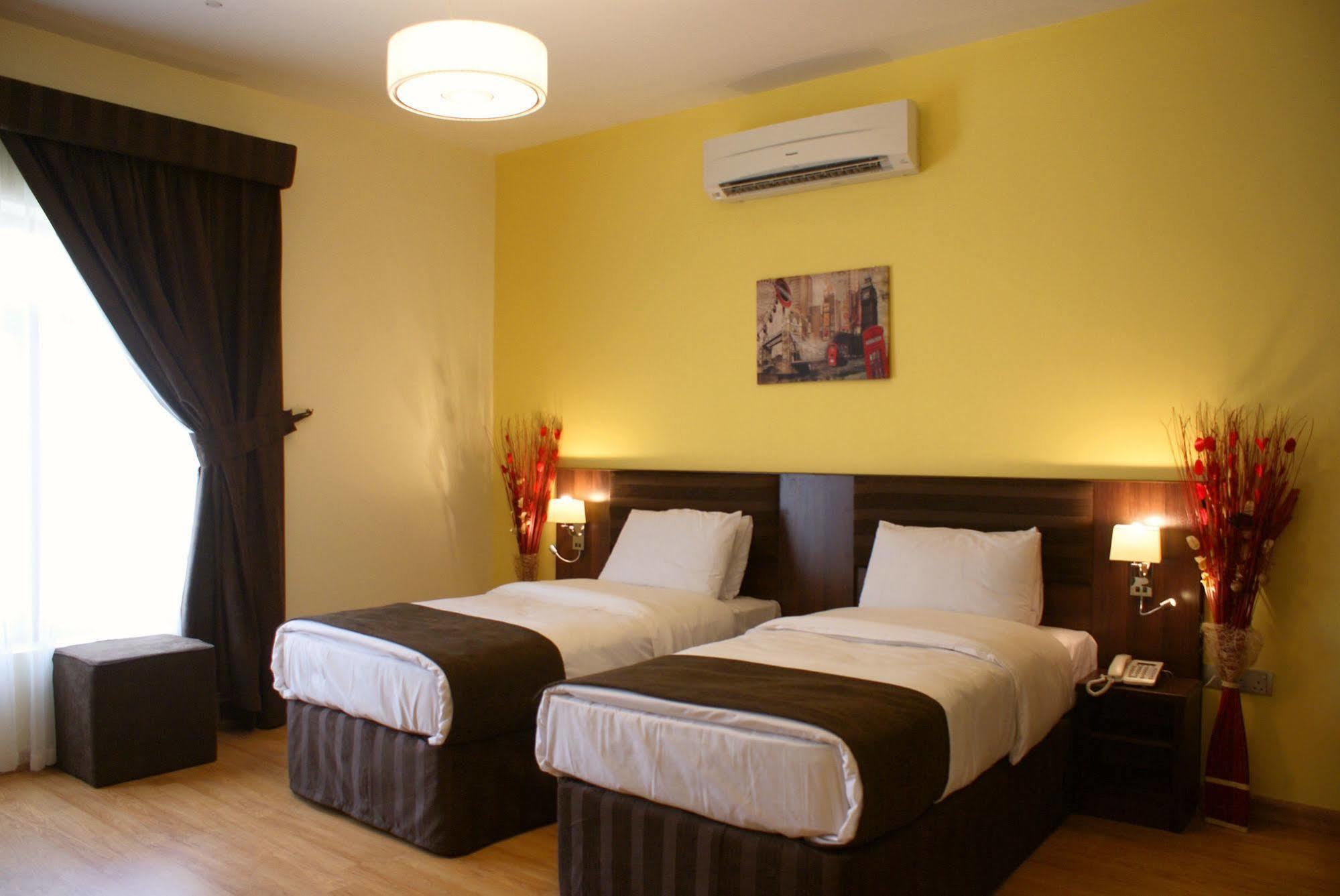Weekend Hotel & Apartments Muscat Luaran gambar